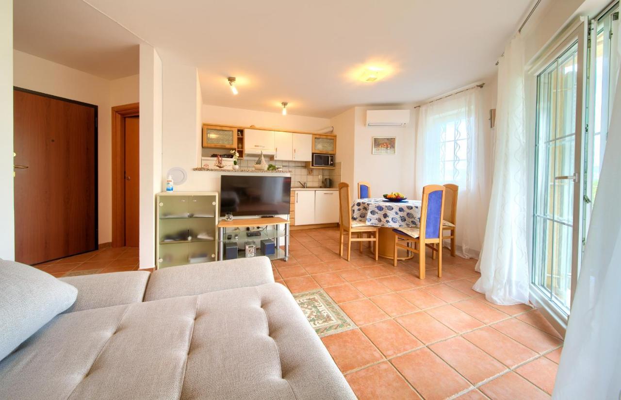 Apartment Camellia Vantacici Extérieur photo